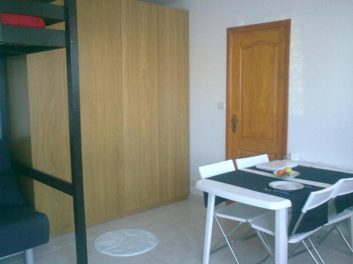 Studio Climatise. Proche Parking, Commerces Et Mer Apartment Carqueiranne Exterior photo
